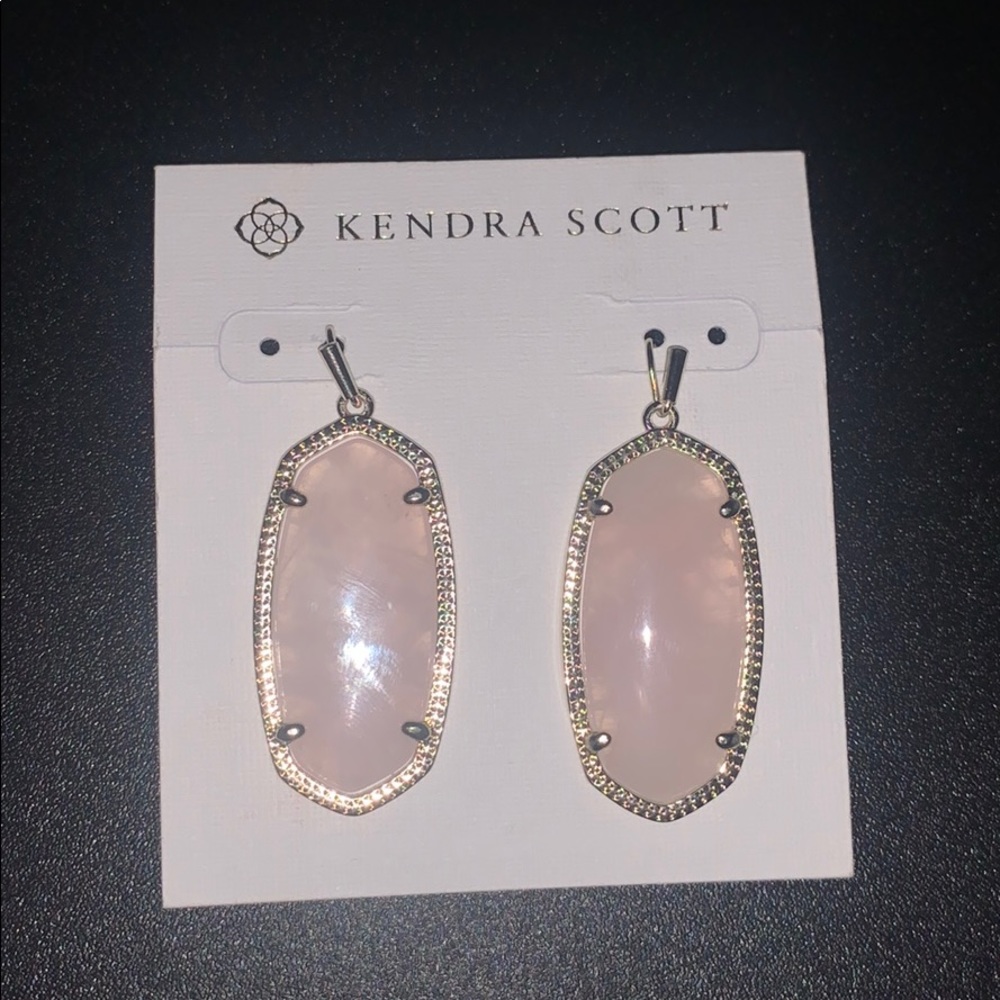 Kendra Scott dangle earrings